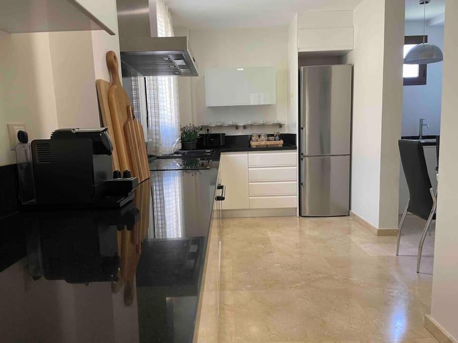 Villa Deluxe,White Beach,Mountains فينيسترات المظهر الخارجي الصورة
