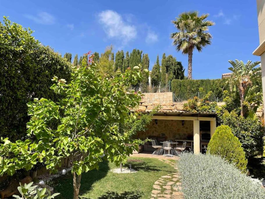 Villa Deluxe,White Beach,Mountains فينيسترات المظهر الخارجي الصورة