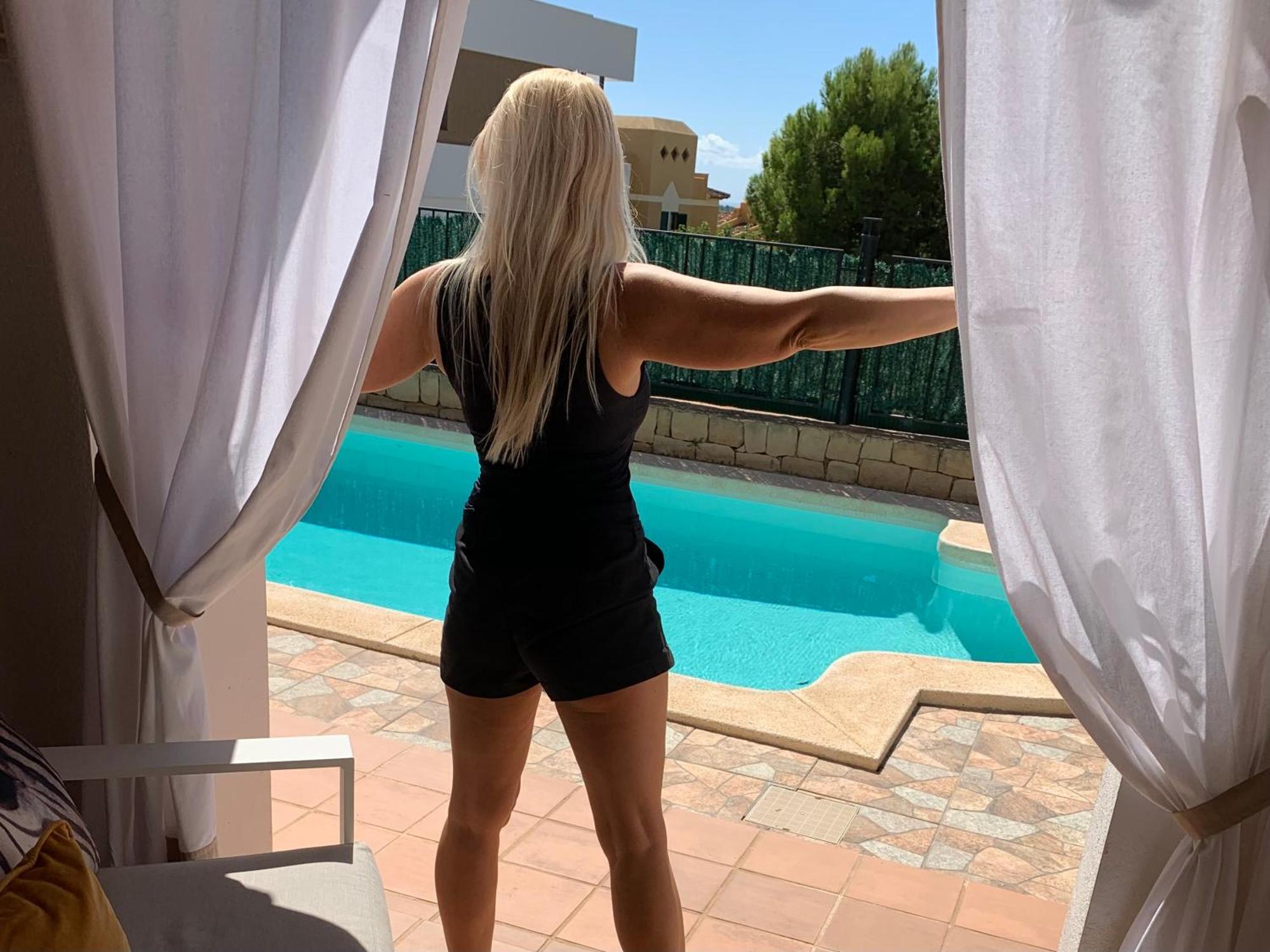 Villa Deluxe,White Beach,Mountains فينيسترات المظهر الخارجي الصورة