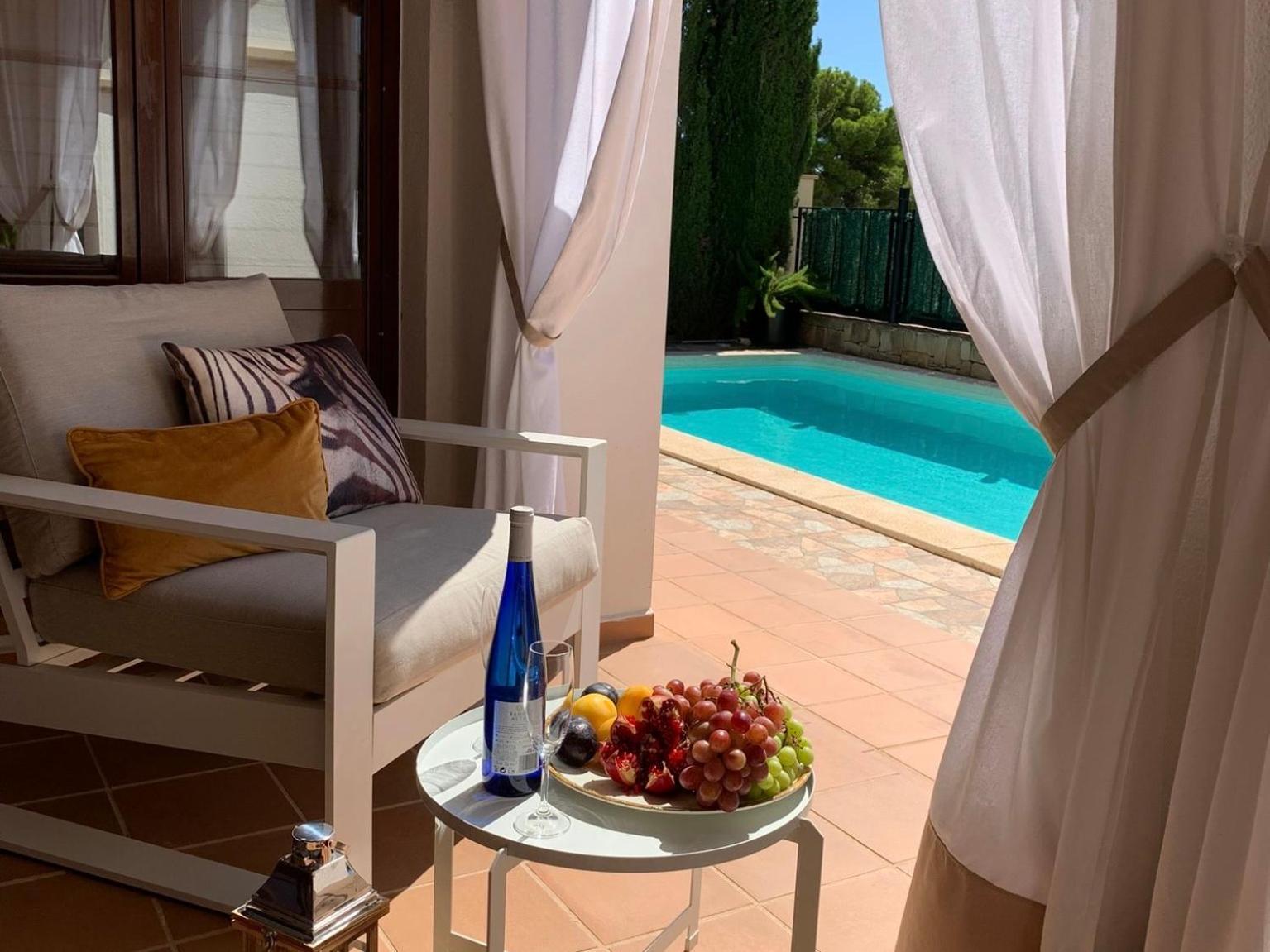 Villa Deluxe,White Beach,Mountains فينيسترات المظهر الخارجي الصورة