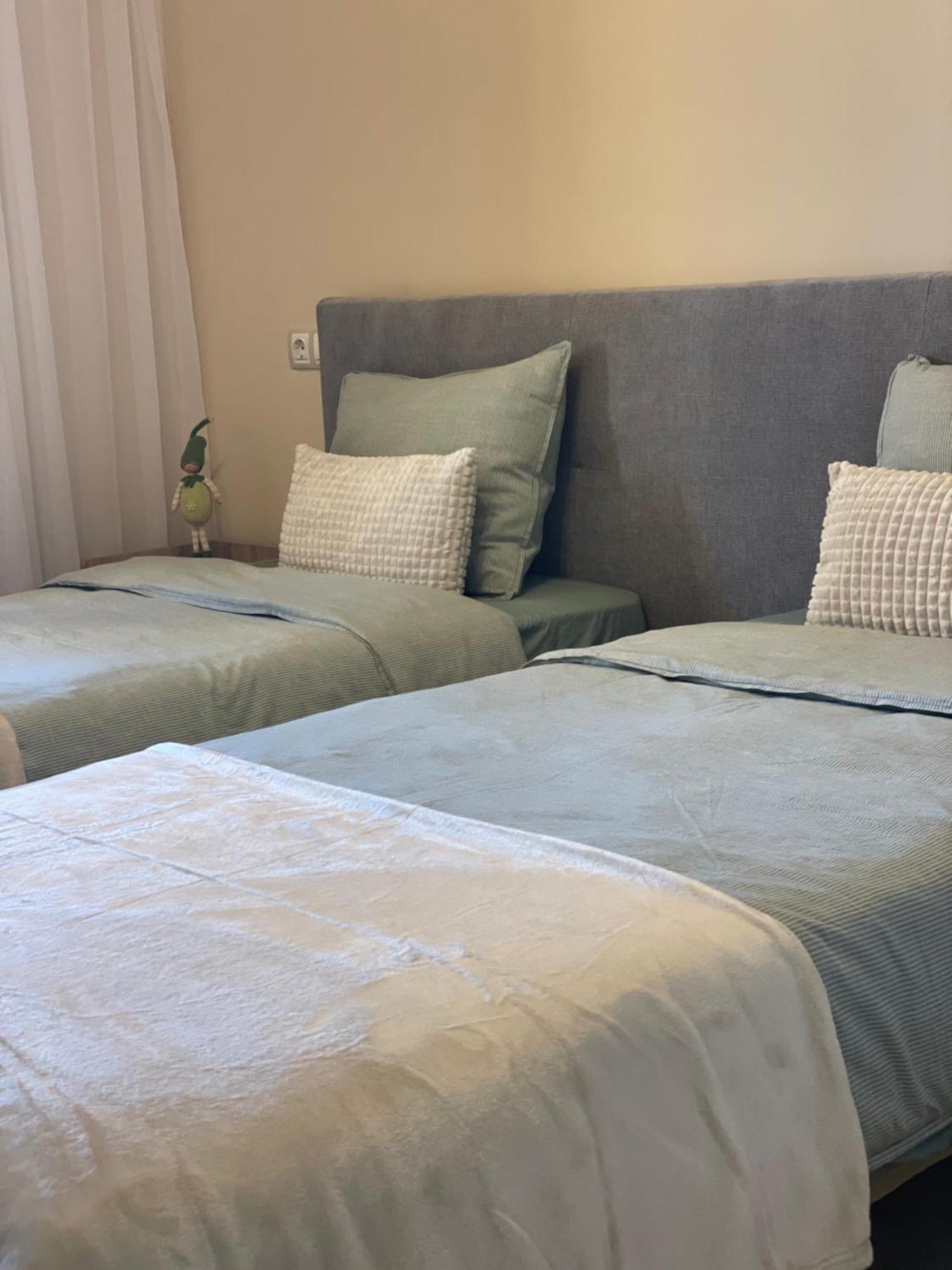 Villa Deluxe,White Beach,Mountains فينيسترات المظهر الخارجي الصورة